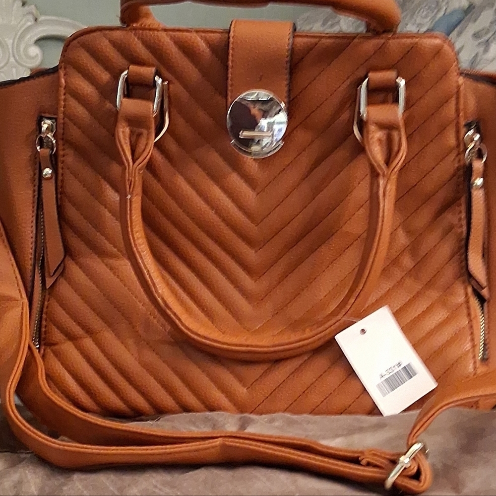 Quilted Chevron Satchel Handbag in Tan Faux-Leather